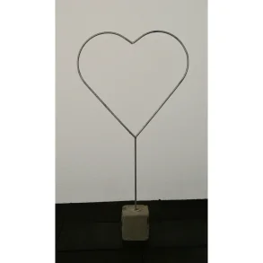 Varmgalvaniseret�hjerte i sten 100 cm