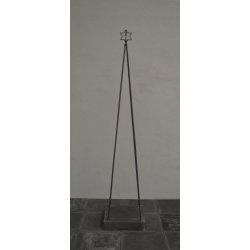 R jern pyramide juletr med stjerne top - 130 cm
