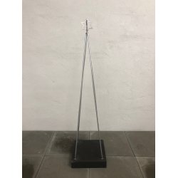 Varmgalvaniseret pyramide juletr med stjerne top - 110 cm
